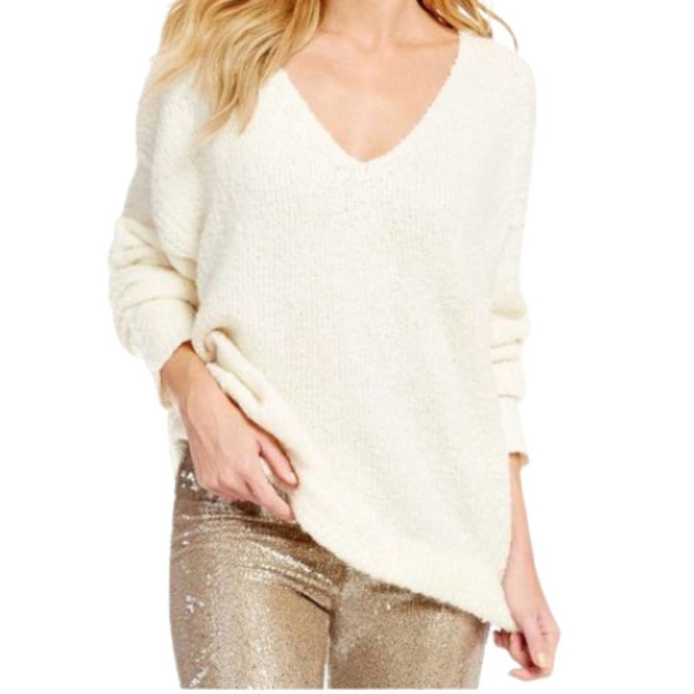 Urban Outfitters Ivory V Neck Sweater Size M